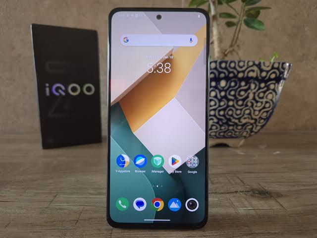 Bocoran Spesifikasi iQOO Z9 Turbo, Gandeng Chipset Snapdragon Terbaru