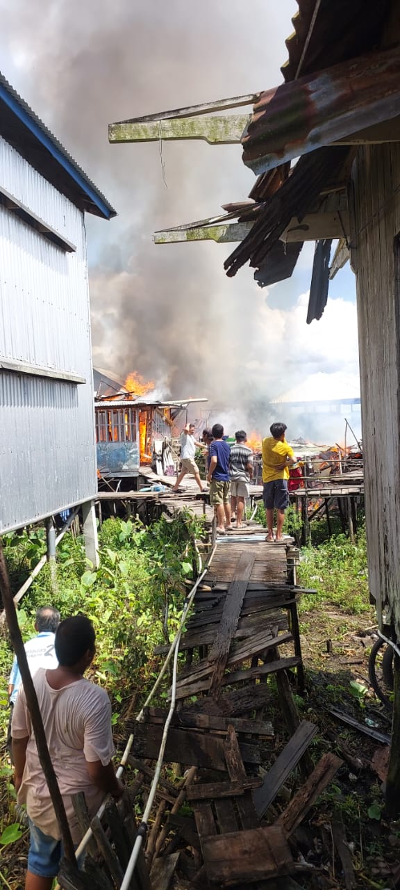Tiga Rumah Warga Desa Selapan Ilir OKI Terbakar