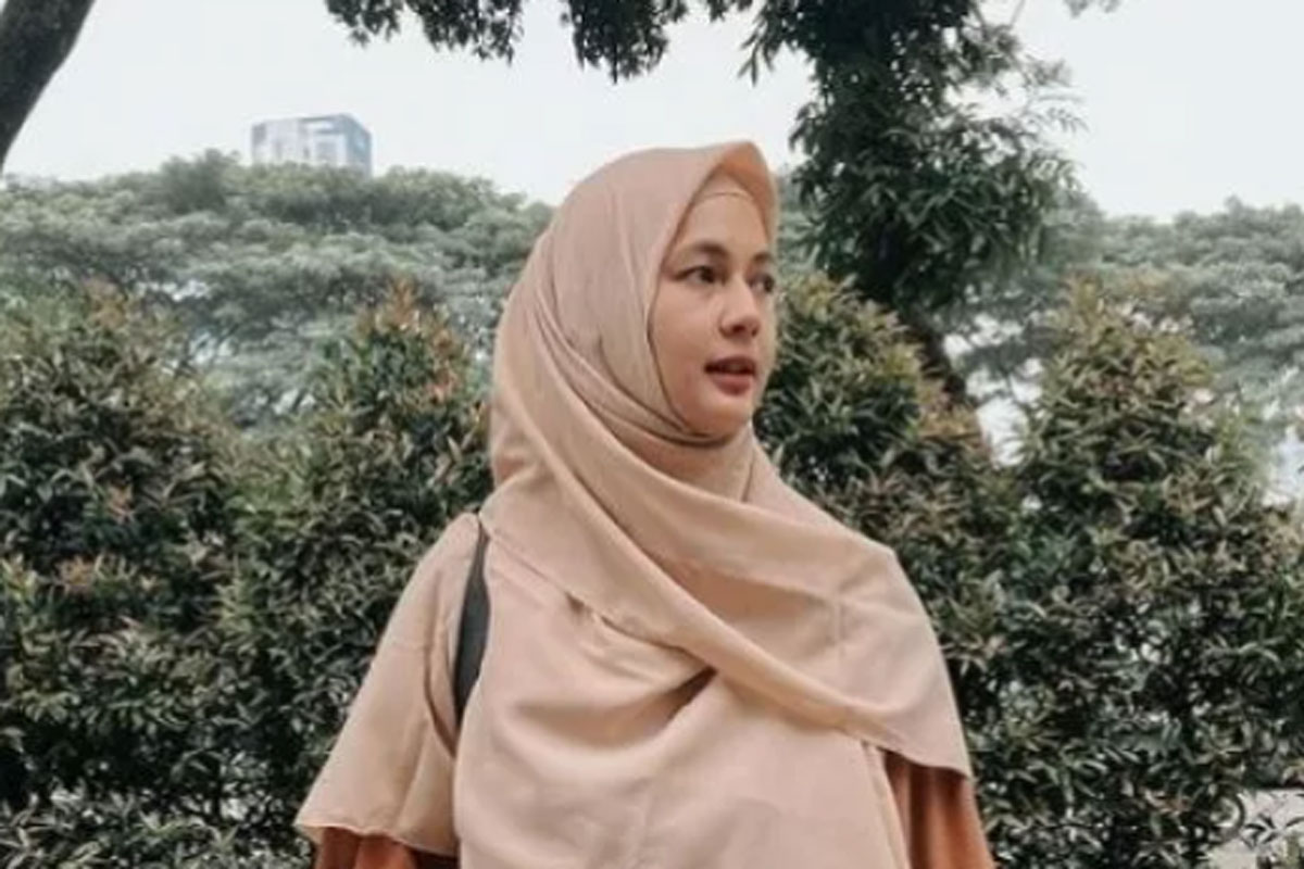 Ini Alasan Paula Verhoeven Mengenakan Hijab