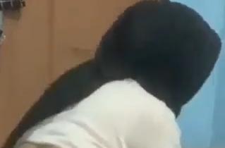 Video “Bergoyang Ria” 29 Detik Beredar di Ogan Ilir. Wanita Berjilbab, Pria Bermasker.