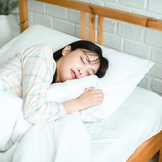 5 Tanda Kepribadian Seseorang yang Paling Mudah Tidur Tanpa Harus Overthinking