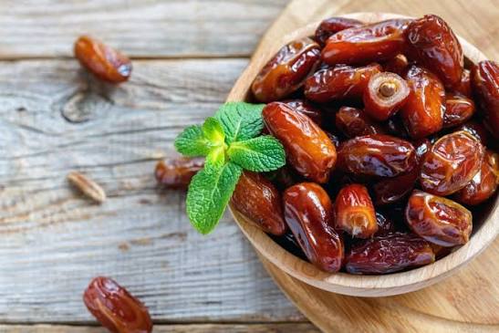 Apakah Kurma Perlu Dicuci Sebelum Dimakan? Simak Ini Penjelasannya