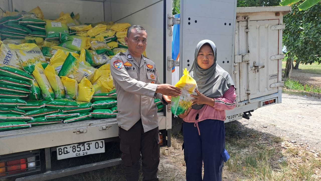 Polres Ogan Ilir Gelar Gerakan Pangan Murah  Pemulutan, Siapkan  5 Ton Beras