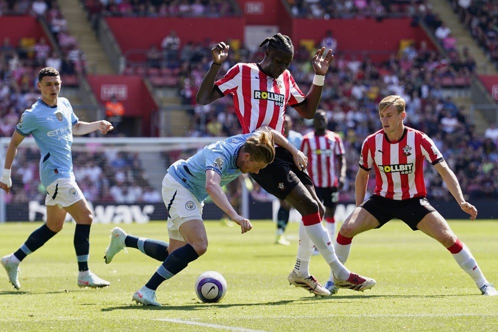 Liga Inggris 2024-2025 - Laga Southampton vs City Berakhir 0-0
