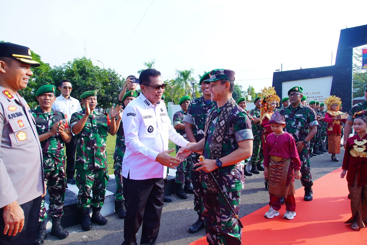 Kunker ke Kodim 0401, Pangdam II/Sriwijaya Dijamu Bupati Muba di Pendopoan 