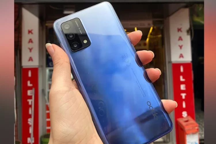 Dibekali Layar Punch Hole dengan Kamera Utama 48 MP, ini Harga Terbaru OPPO A74