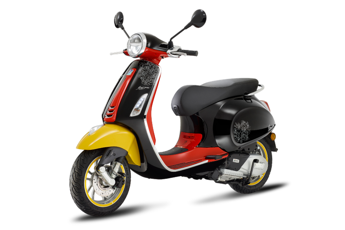 Cek Harga Vespa Primavera Edisi Mickey Mouse, yang Resmi Meluncur di Indonesia 