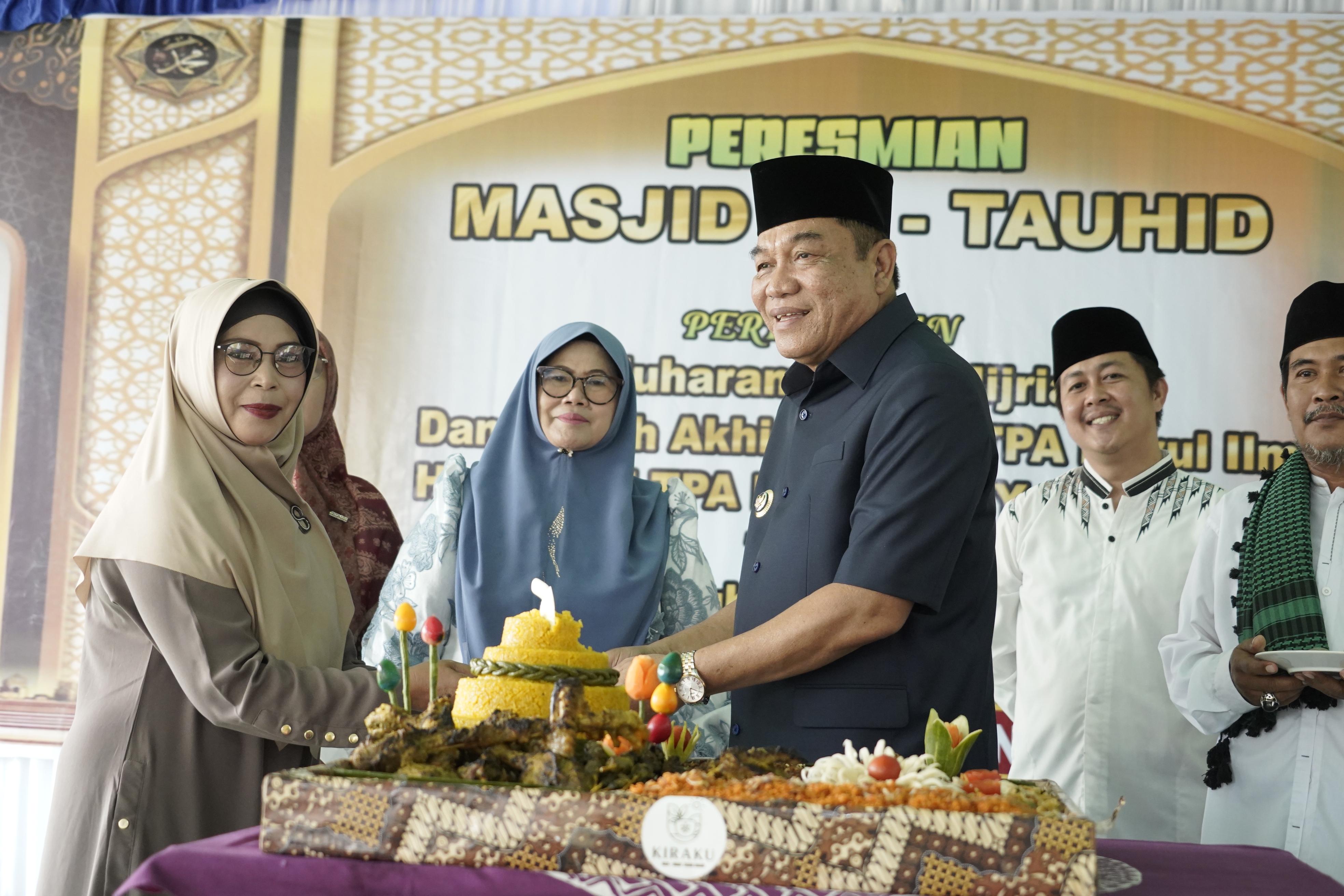 Bupati Muba Resmikan Masjid At-Tauhid dan Peringati 1 Muharram serta Milad ke-16 TPA Nurul Ilmi