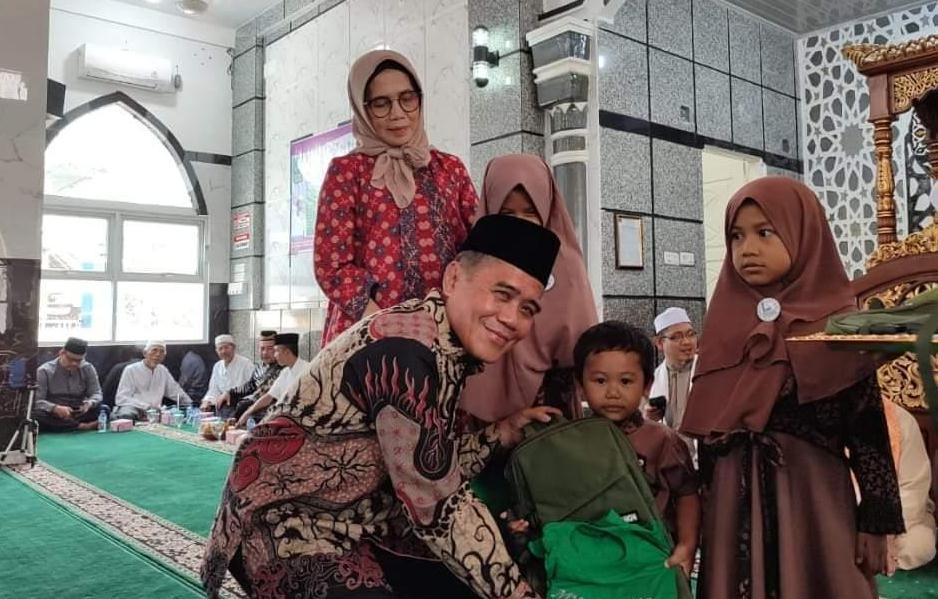 Wabup H Ardani Luncurkan Program MY Tarsya di Masjid Baiturrahman