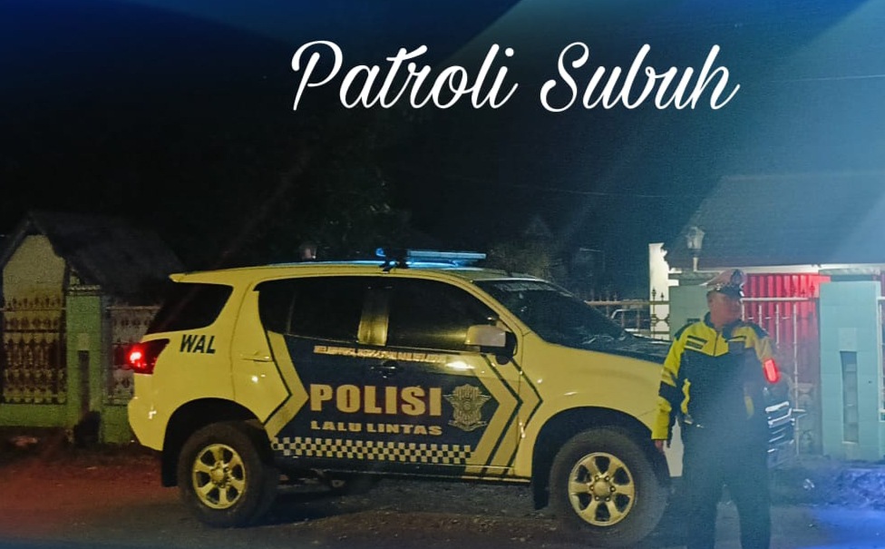 Antisipasi Kejahatan di Jalan dan Laka Lantas Subuh Hari, Sat Lantas Polres Ogan Ilir Lakukan Patroli