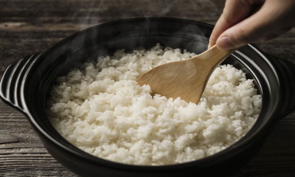 Dokter Ahli Saraf AS Ingatkan untuk Tidak Mengonsumsi Nasi Sisa, ini Penjelasannya