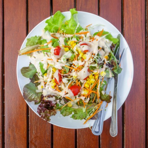 Catat! ini 4 Manfaat Mengonsumsi Salad Sayur Bagi Kesehatan Tubuh