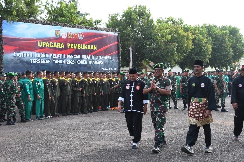 Danrem 044/Gapo Buka Latihan Kader Pelatih Pencak Silat Militer Tersebar