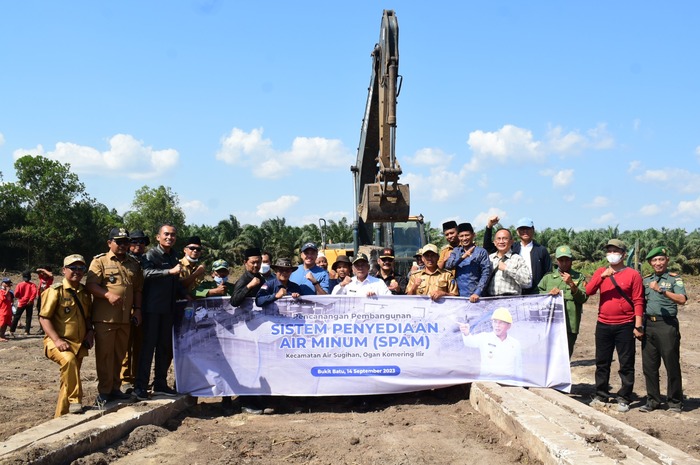 Jelang Akhir Masa Jabatan, Bupati OKI Atasi Masalah Air Bersih di Air Sugihan