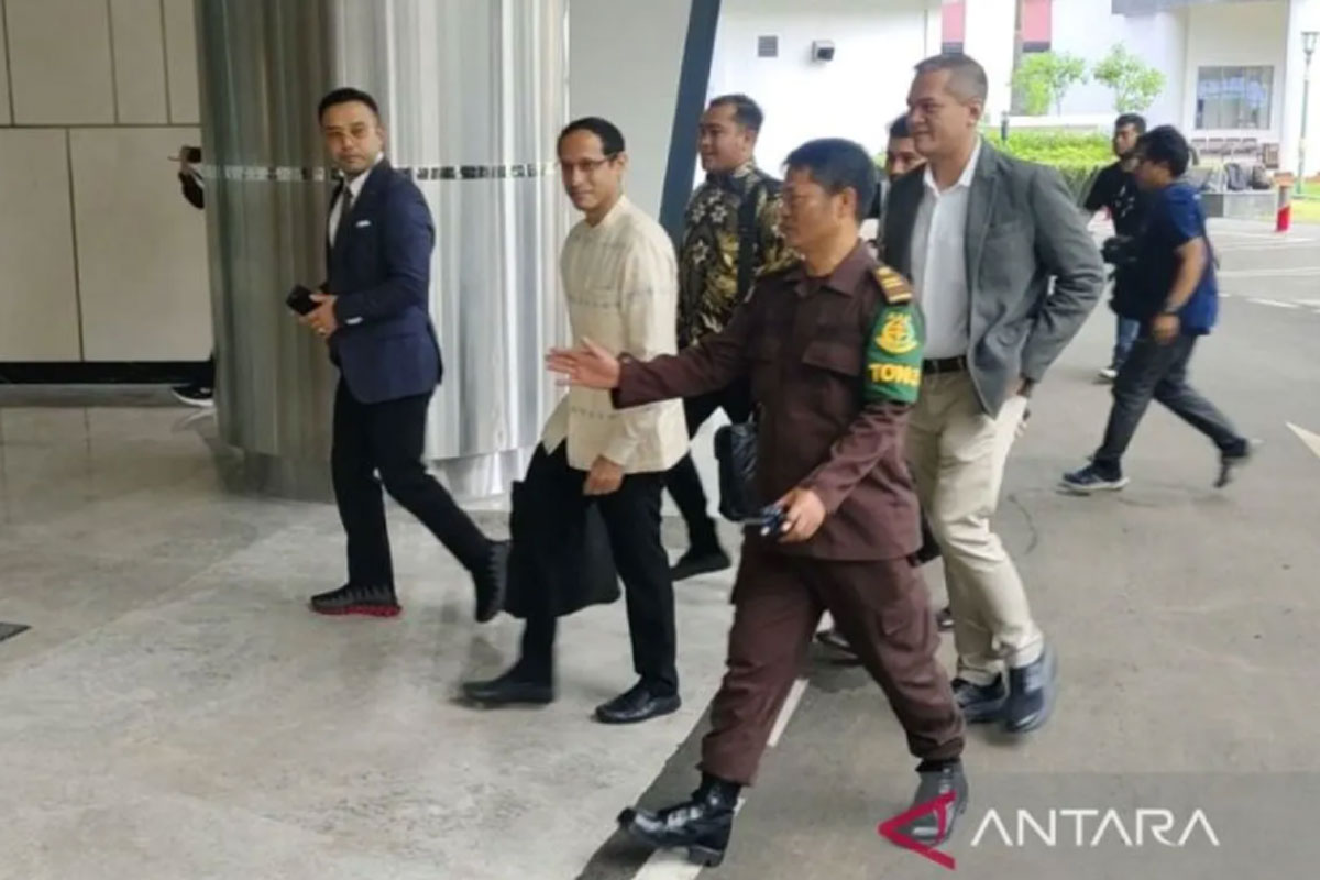 Nadiem Makarim Penuhi Panggilan Kejagung, 4 Pengacara Mendampingi