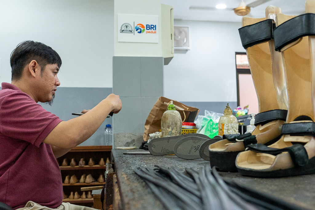 Peduli Kaum Disabilitas, BRI Berikan Beasiswa-Bantuan Sosial Kepada YPAC Jakarta