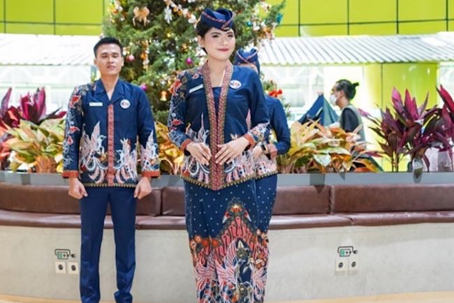 Anne Avantie Sebut Seragam Baru PT KAI adalah Seragam Cinta Indonesia, Sebuah Adikarya Pengabdian Selama Ini 
