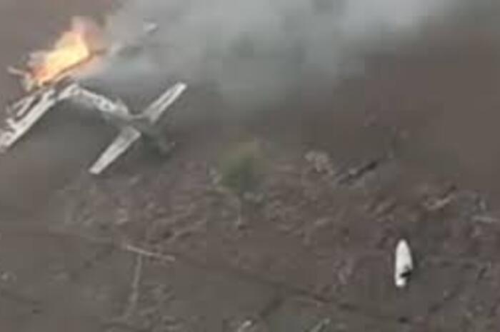BREAKING NEWS: Tabrak Tebing, Pesawat TNI Jatuh dan Terbakar