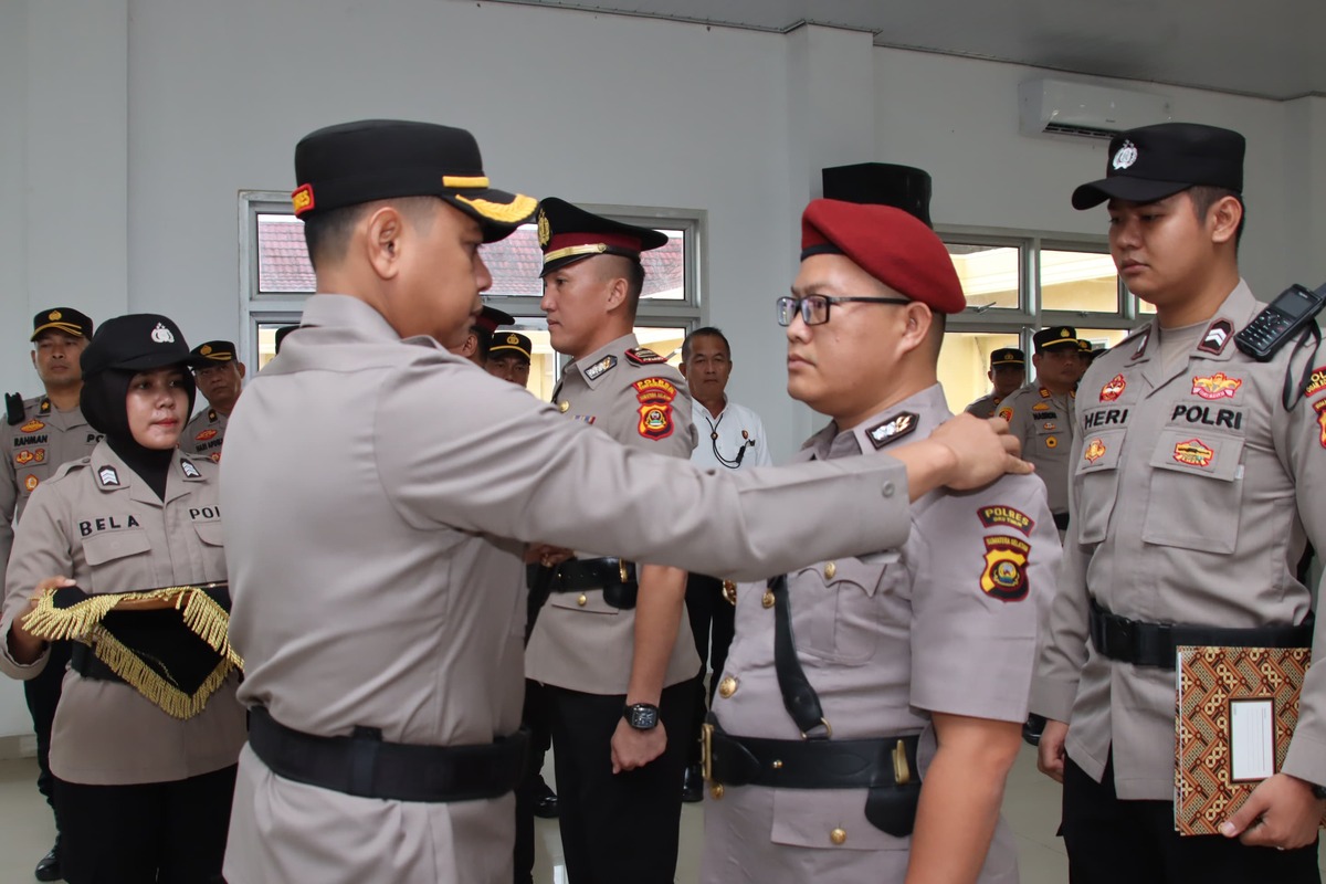 Kapolres OKI Pimpin Sertijab 3 Jabatan Kasat, ini Pesannya