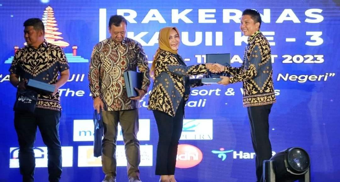 Bupati Panca Hadiri Rakernas Ke-3 IKAUII Tahun 2023