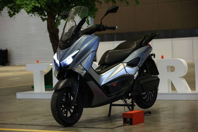 Rakata NX3: Motor Listrik Khusus untuk Sultan?