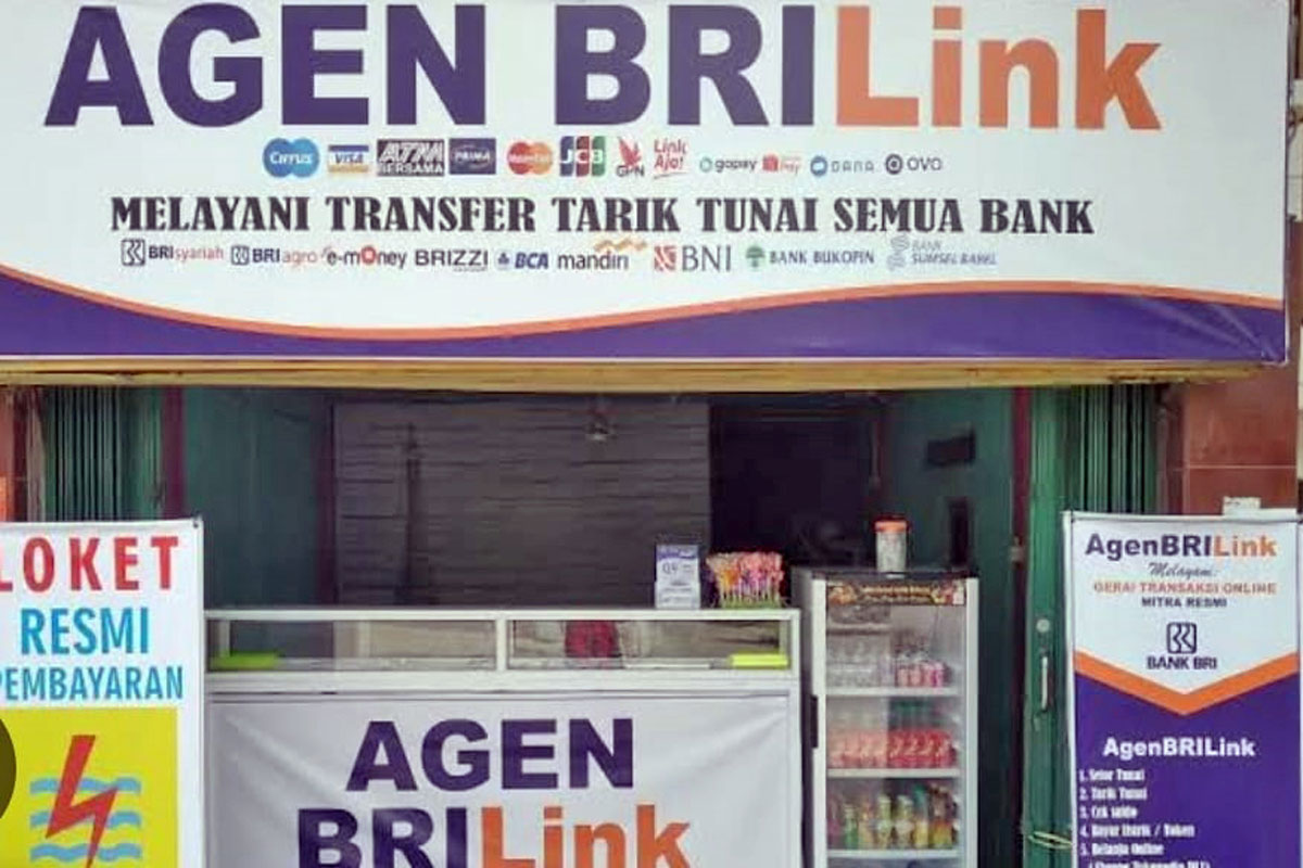Agen BRILink Desa Talang Pangeran OKI Bantu PMI Kirim Uang  ke Kampung Halaman