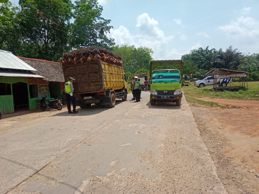 Banyak Truk yang Over Tonase, Dishub Banyuasin Gelar Razia Rahasia