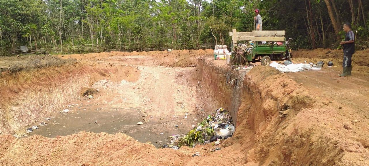 Warga Mempertanyakan, Aset Desa Bangun Jaya Ogan Ilir  Jadi TPA, Galian Tanah Di Jual