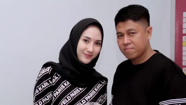 Selebgram Palembang Ditangkap Polda Lampung Terkait Pesanan Sabu 10 kg dari Suami yang Berada di Nusakambangan
