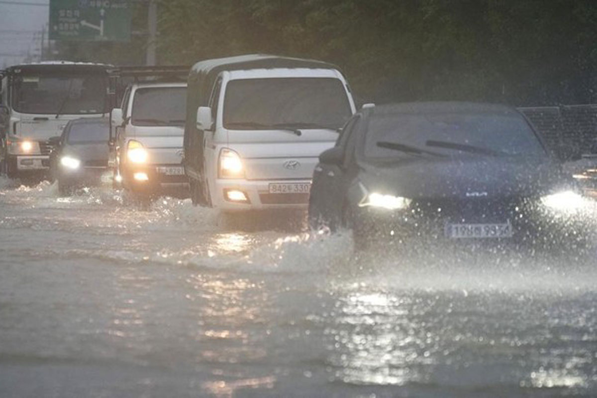 Hujan Paling Deras Landa Korsel Dalam 120 Tahun, 3 Tewas-1.000 Warga Dievakuasi