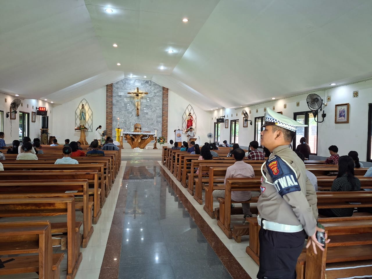 Enam Gereja di Indralaya  Mendapat Pengamanan Polres Ogan Ilir
