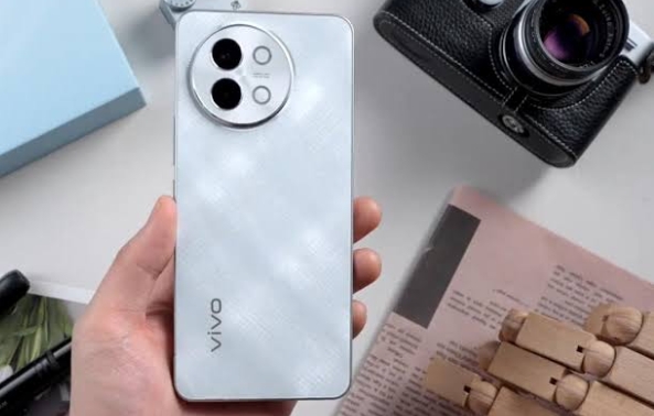 Vivo S18e, Smartphone Mid Range yang Jadi Favorit Anak Muda 