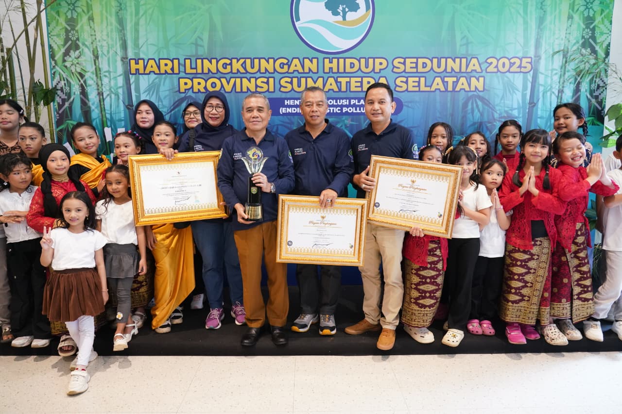 Ogan Ilir Raih Penghargaan Pembina Proklim,  Lomba Kebersihan Kantor Se-Sumsel pada HLHS