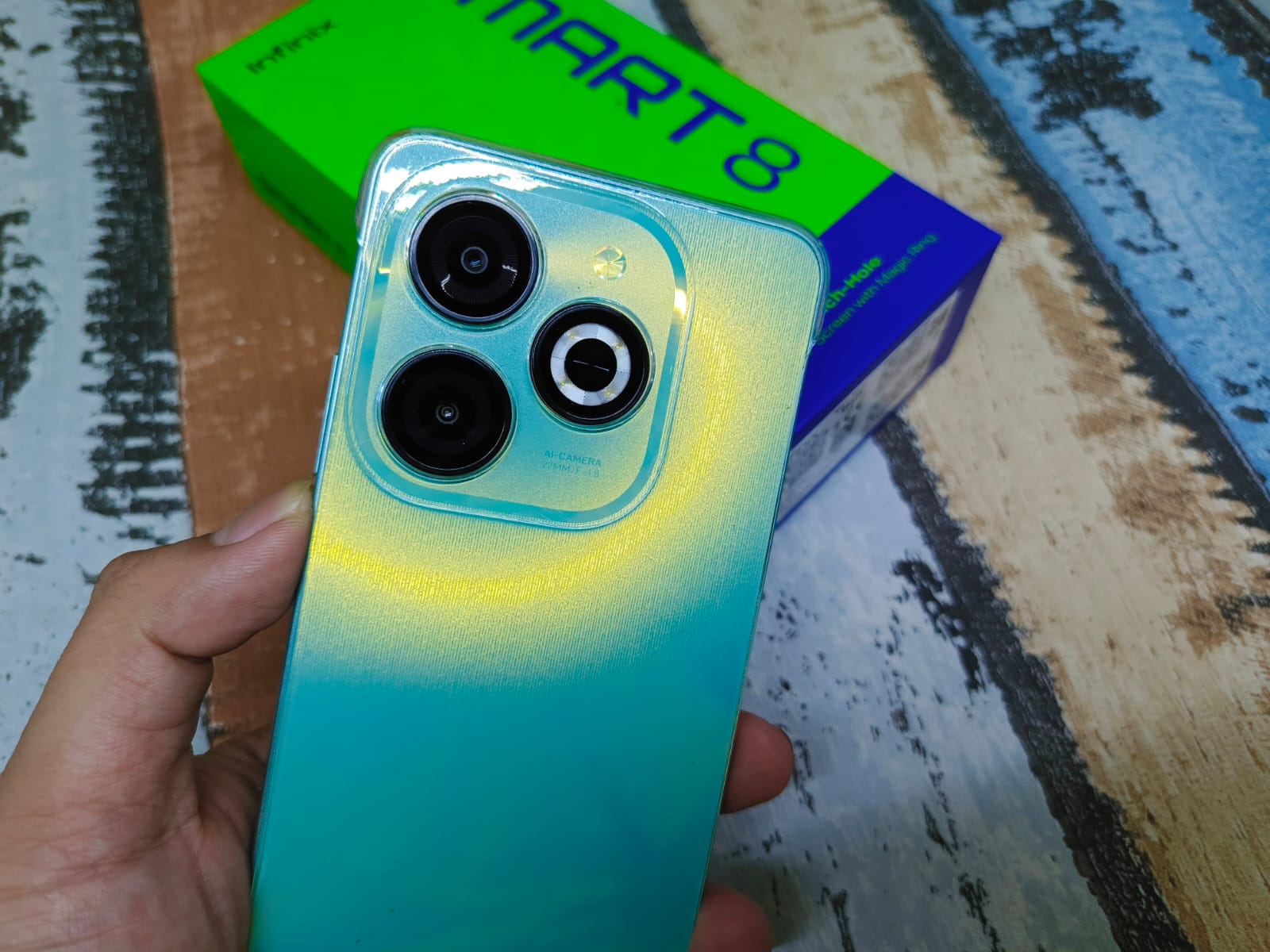 Infinix Smart 8: Smartphone Rp 1 Jutaan Sudah Paket Lengkap Multi Guna 