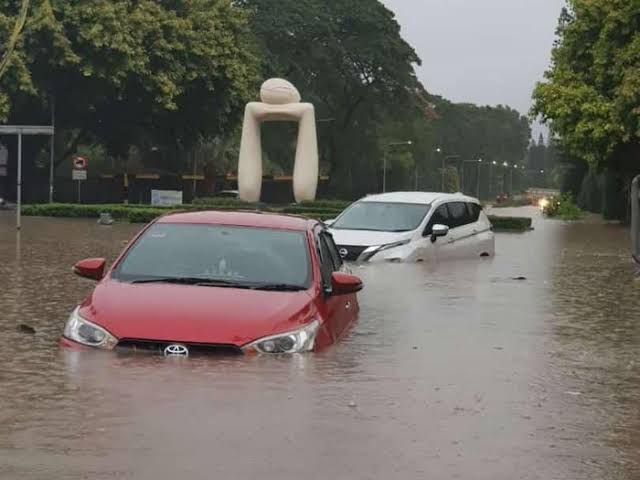 Cara Klaim Asuransi Mobil Mogok Akibat Banjir