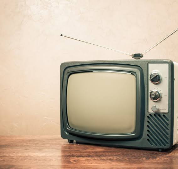 Sejarah Penemuan Televisi dan Perkembangannya