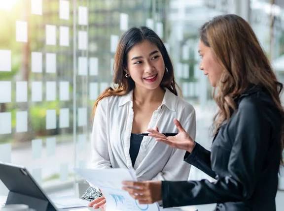 5 Kalimat ini Sering Diucapkan Orang yang Tidak Kompeten Menurut Psikologi