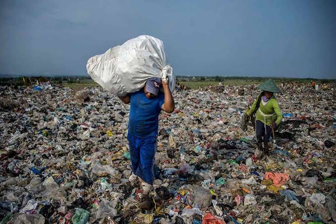 Sampah Plastik Baru Terurai Ribuan Tahun, Lakukan 5 Hal Ini, Kurangi Sampah Plastik di Bumi
