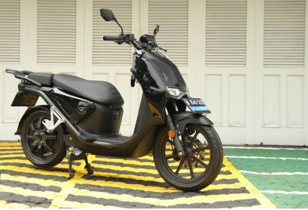 Motor Listrik Charged Rimau Resmi Rilis, Tampilan Modern dan Spek Jarak Tempuhnya Memuaskan