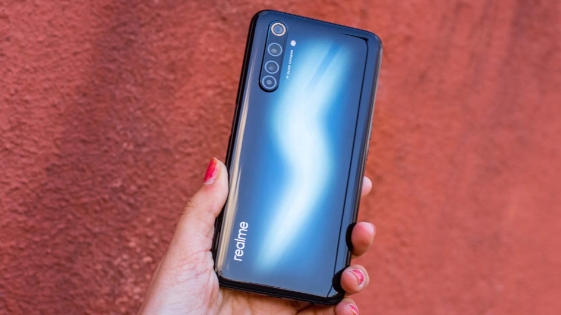 Realme 6 Pro, Salah Satu Hp Flagship yang Terbaik untuk Jangka Panjang 