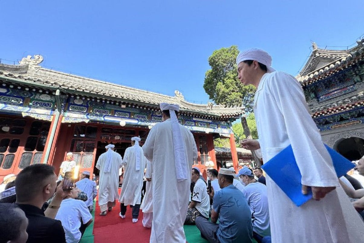 Umat Muslim China Salat Ied di Masjid Niujie Beijing, Pelajar Indonesia Ikut Bergabung