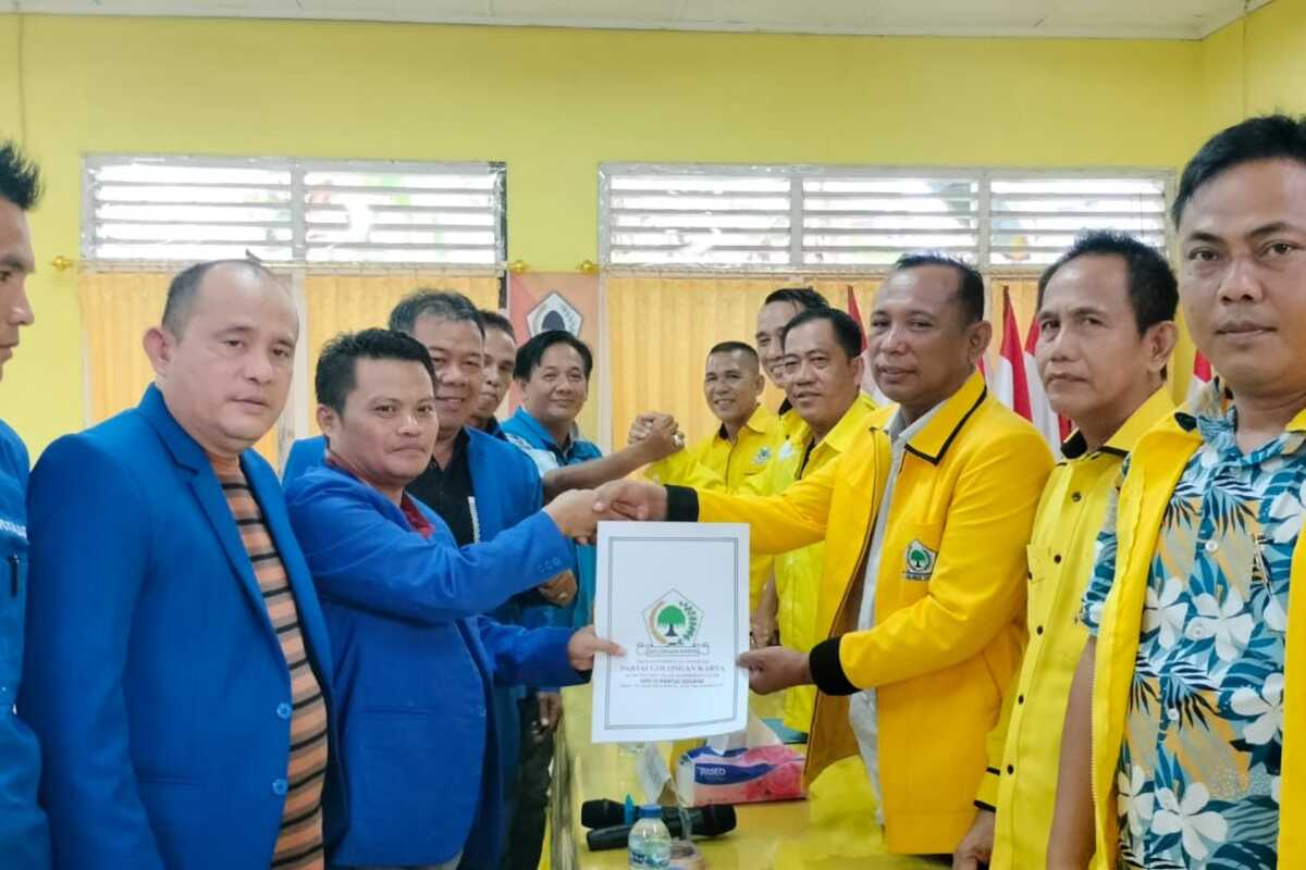 Wakil Ketua PAN OKI Kembalikan Formulir Penjaringan Balon Bupati di Golkar