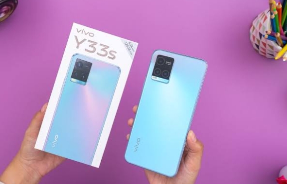 Vivo Y33s, Hp Entry Level yang Punya Spesifikasi Mumpuni untuk Sehari-hari 