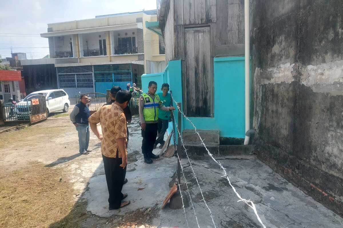 Pemilik Rumah Tutup Akses Jalan, 5 KK di Palembang tak Bisa Aktivitas, ini Permasalahannya