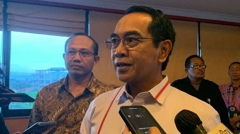Rektor Unhas Klarifikasi 7 Guru Besar FEB Tetap Sebagai Dosen, Mereka Hanya Mundur Jadi Pengajar S3 Manajemen