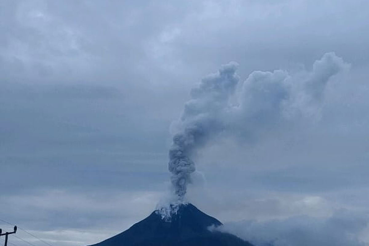 Gunung Lewotobi Laki-Laki Kembali Erupsi, Masyarakat Diimbau Waspada