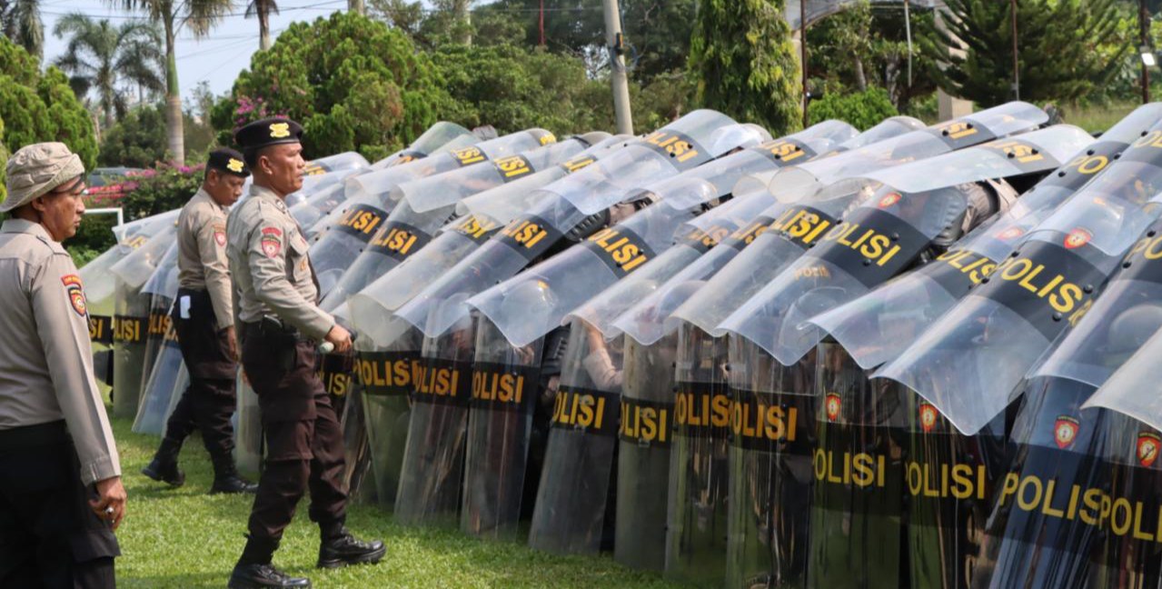 Jelang Peringatan Hari Buruh Internasional 1 Mei 2025, Polres Ogan Ilir Gelar Latihan Dalmas