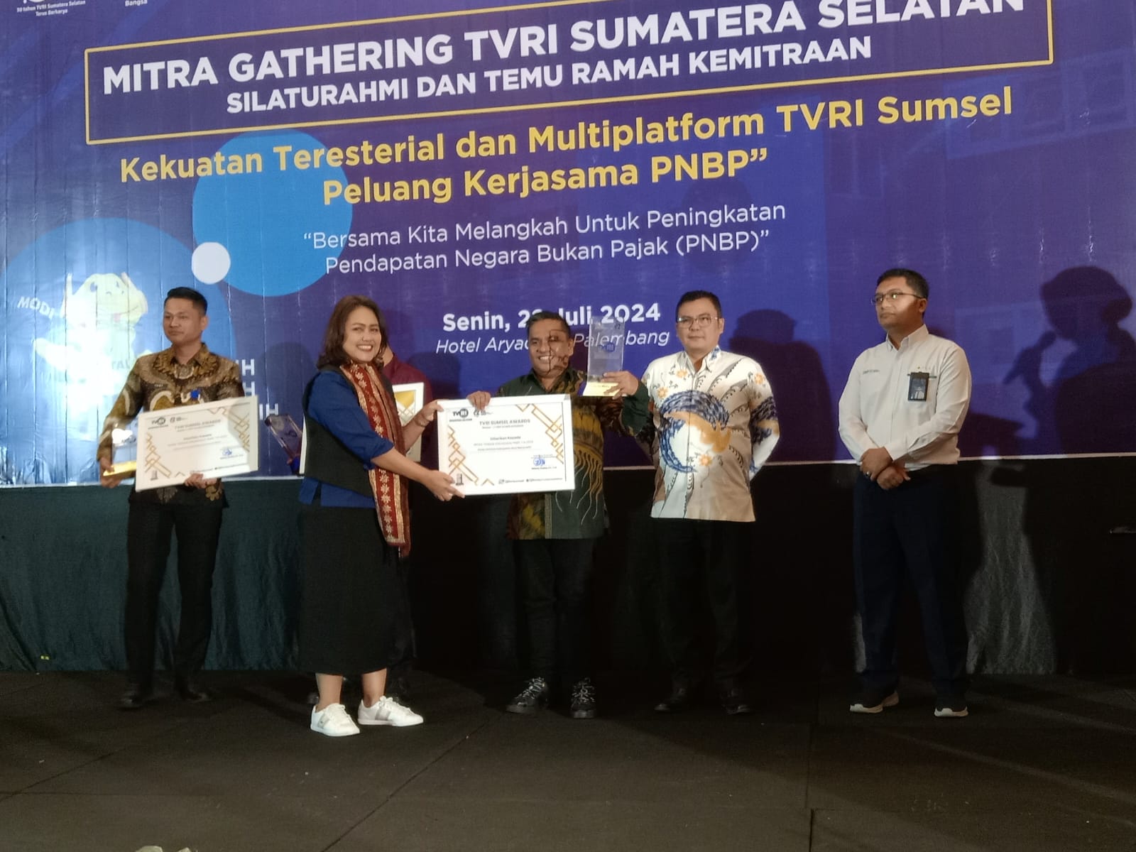 Diskominfo Muba Terima Penghargaan dari TVRI Sumsel