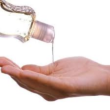 Ternyata Baby Oil Mempunyai Manfaat untuk Ketiak yang Jarang Diketahui