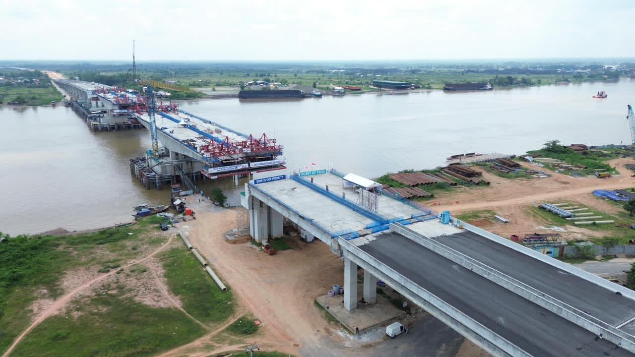 Pembangunan  Tol Paltung Baru Rampung 85,7 Persen, Hutama Karya Terapkan Metode Khusus Jembatan Musi V